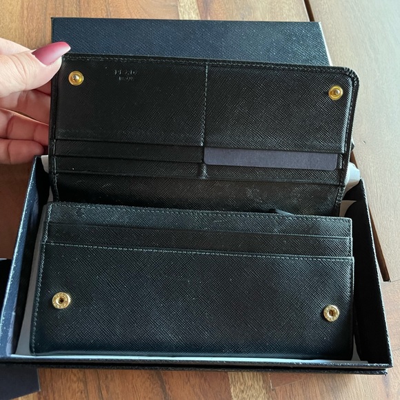 Black Saffiano Prada Wallet - 100% authentic with box and authenticity card - Picture 3 of 6
